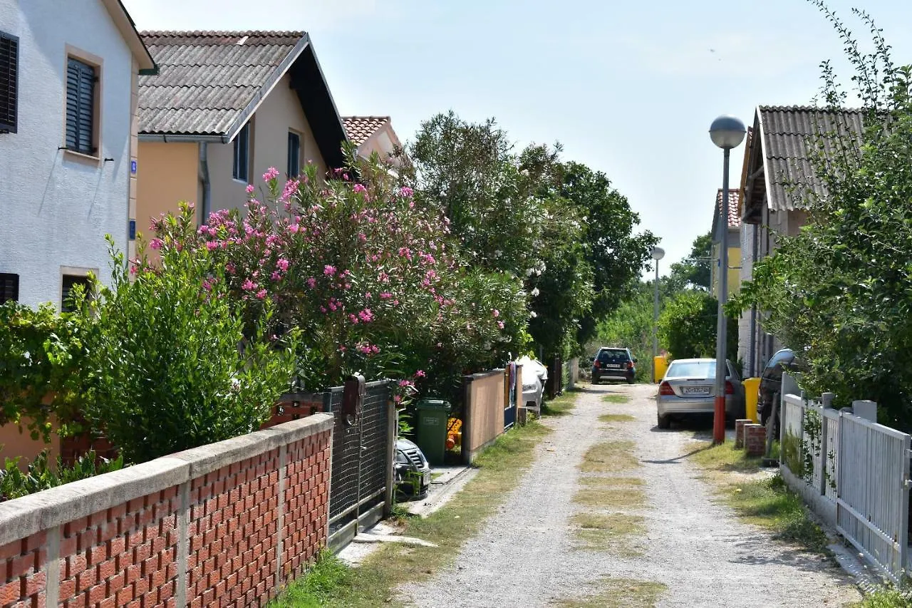 Apartment Apartman Nin-Dodo Croatia